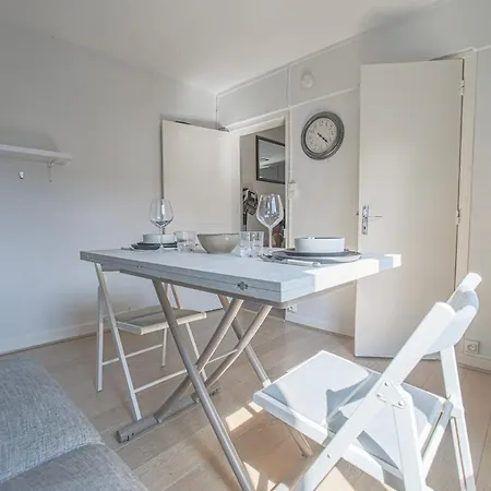 Joli Design En Plein Coeur De شقة